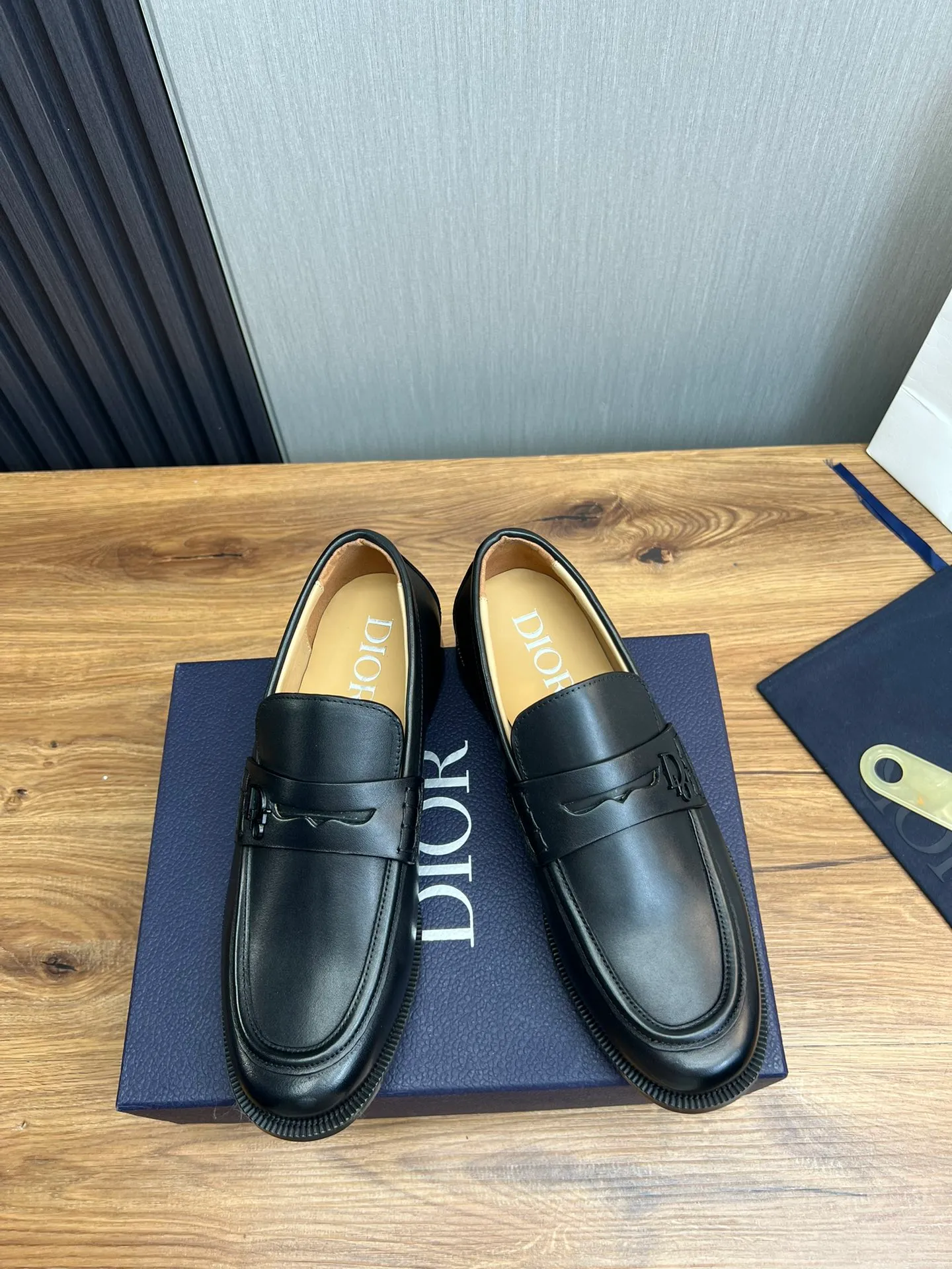 Men's men's shoes💰520💰 Dior men's business casual leather shoes👞all made of imported original brand leather, just to create a more comfortable wearing experience, upper: original cowhide➕imported sheepskin lining, original non-slip and wear-resistant rubber outsole✔️36-45 (38.45 non-returnable)
